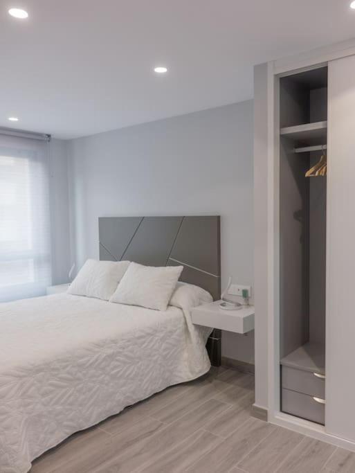 Sakura Homes Ponferrada Centro 8 Plazas Kültér fotó