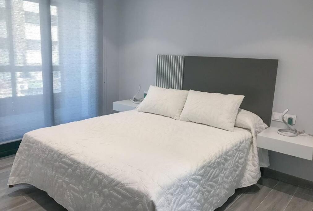 Sakura Homes Ponferrada Centro 8 Plazas Kültér fotó